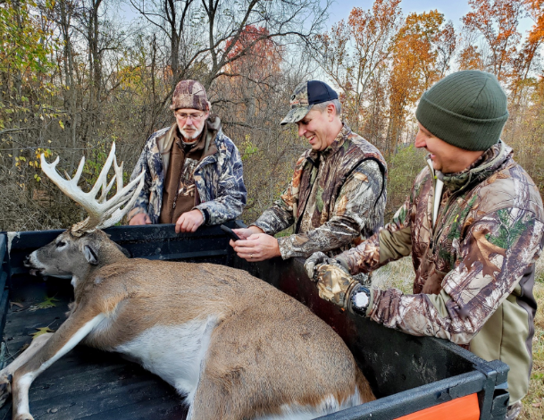Whitetail Deer Hunts in Ohio